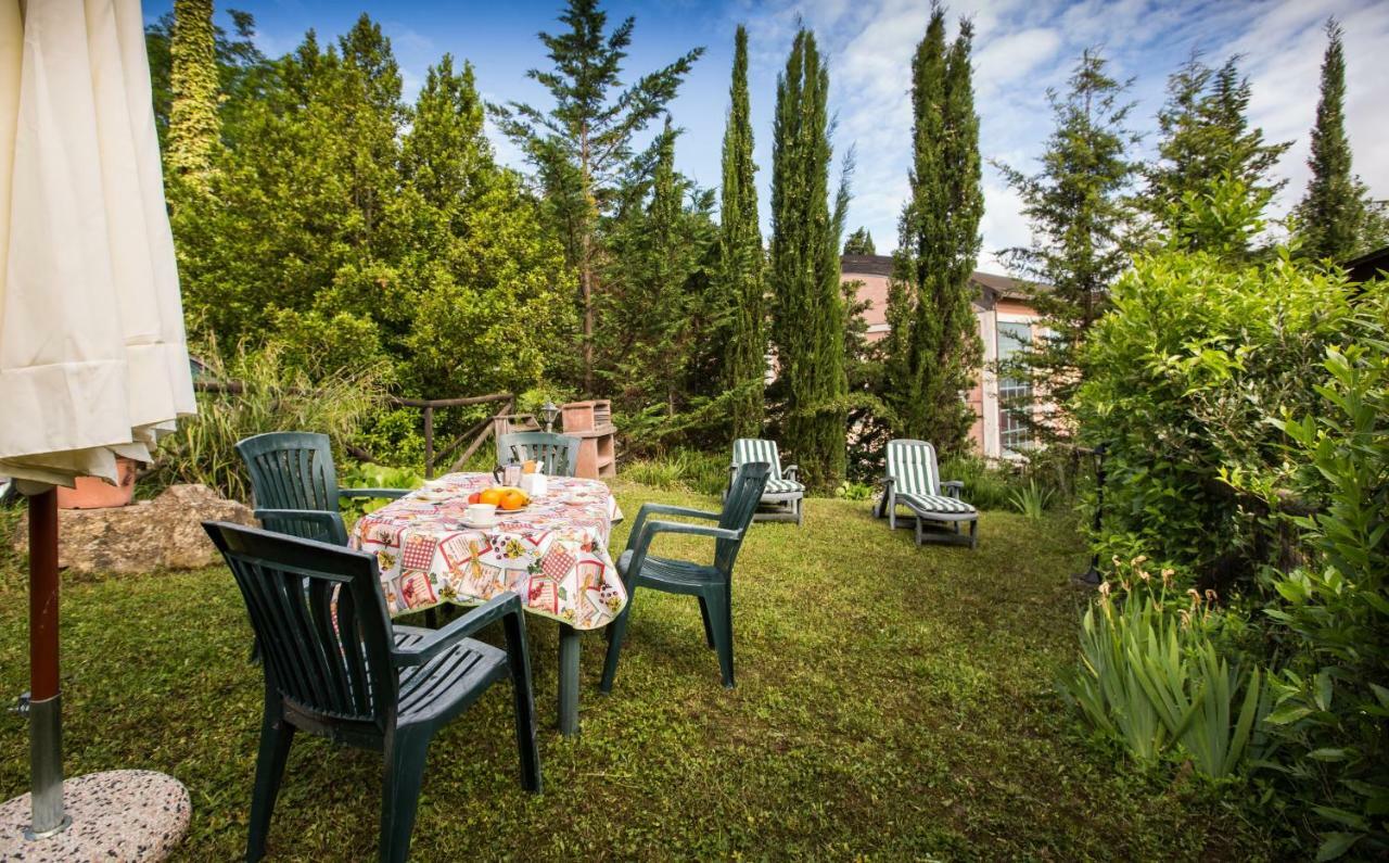 Rustico In Pietra Villa Chianni Buitenkant foto