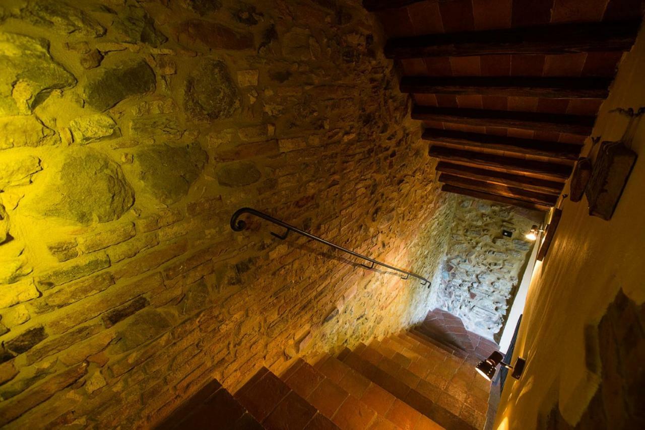 Rustico In Pietra Villa Chianni Buitenkant foto
